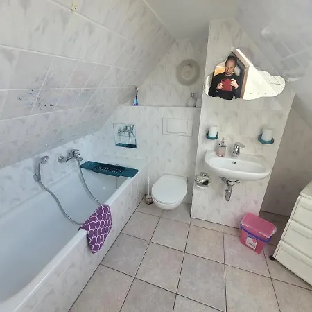 Und Ferienzimmer Schmidt *